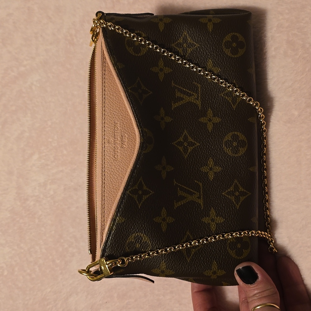 💝Lo uis Vuitton Pallas Crossbody Handbag 💝